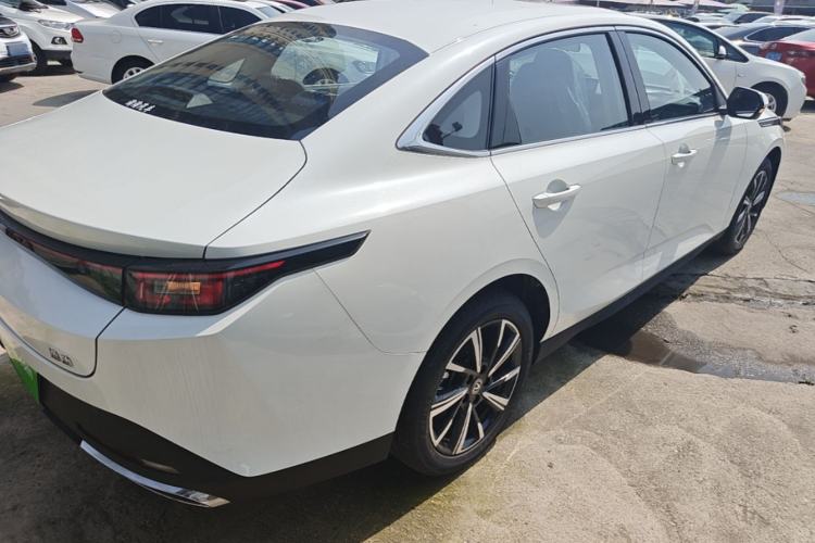 Used CHANGAN Eado 2025 Blue Whale 1.5T 500Bar Prestige Model Rear Right 45 Deg