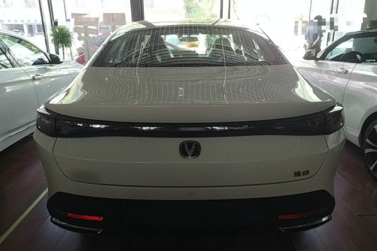 Used CHANGAN Eado 2025 Blue Whale 1.5T 500Bar Prestige Model Rear
