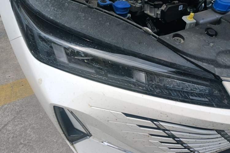 Used CHANGAN Eado 2025 Blue Whale 1.5T 500Bar Flagship Model Right Front Headlight