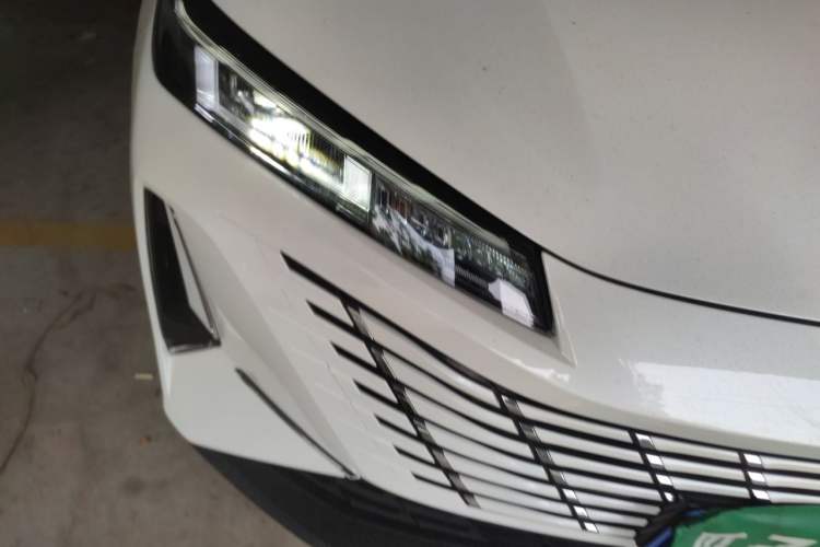 Used CHANGAN Eado 2025 Blue Whale 1.5T 500Bar Prestige Model Right Front Headlight