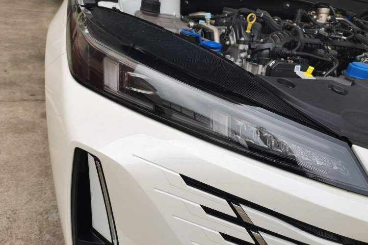 Used CHANGAN Eado 2025 Blue Whale 1.5T 500Bar Prestige Model Right Front Headlight