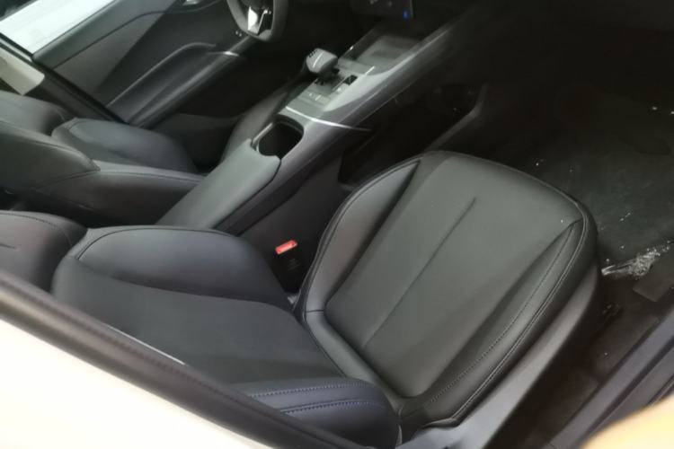 Used CHANGAN Eado 2025 Blue Whale 1.5T 500Bar Prestige Model Right Front Seat