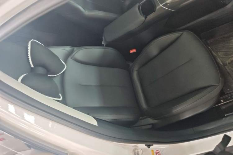 Used CHANGAN Eado 2025 Blue Whale 1.5T 500Bar Prestige Model Right Front Seat