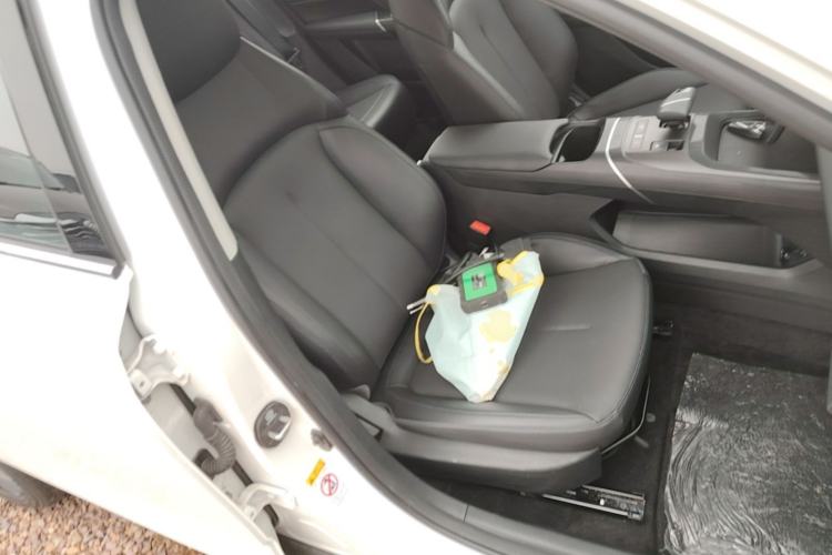 Used CHANGAN Eado 2025 Blue Whale 1.5T 500Bar Prestige Model Right Front Seat