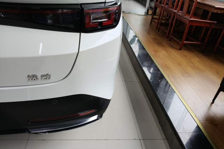Used CHANGAN Eado 2025 Blue Whale 1.5T 500Bar Prestige Model Right Rear Taillight