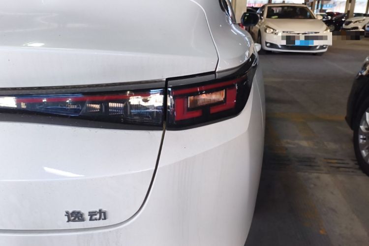 Used CHANGAN Eado 2025 Blue Whale 1.5T 500Bar Prestige Model Right Rear Taillight