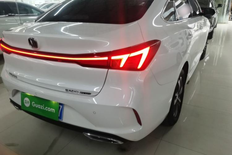 Used CHANGAN Eado 2025 PLUS 1.4T Dual-Clutch High-Energy Version Right Rear Taillight