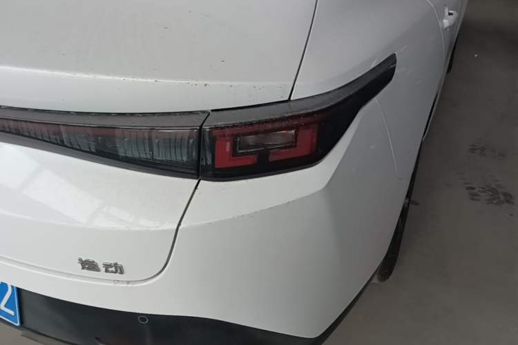 Used CHANGAN Eado 2025 Blue Whale 1.5T 500Bar Prestige Model Right Rear Taillight