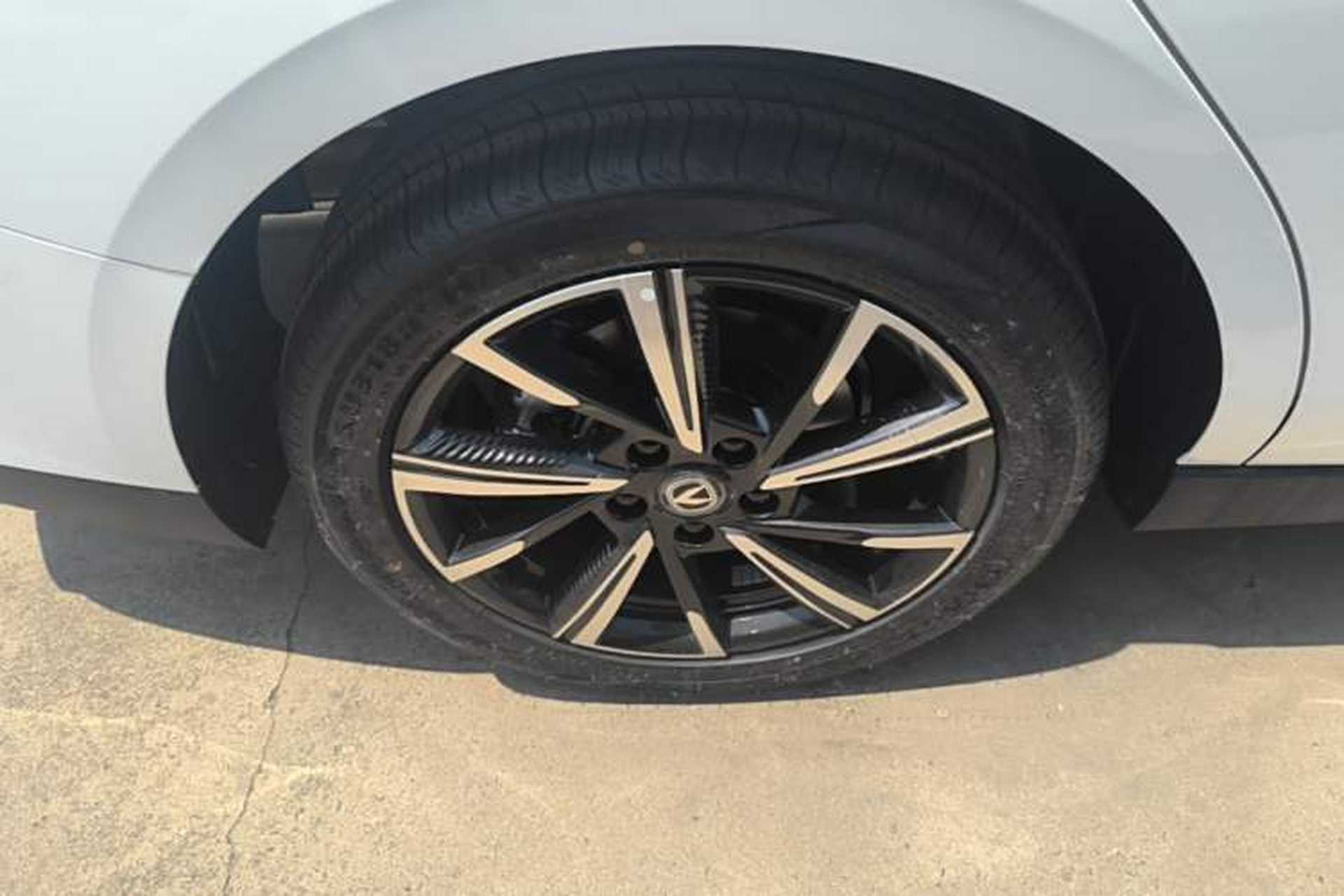 Used CHANGAN Eado 2025 Blue Whale 1.5T 500Bar Prestige Model Right Rear Wheel Hub