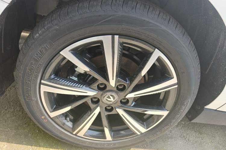 Used CHANGAN Eado 2025 Blue Whale 1.5T 500Bar Prestige Model Right Rear Wheel Hub