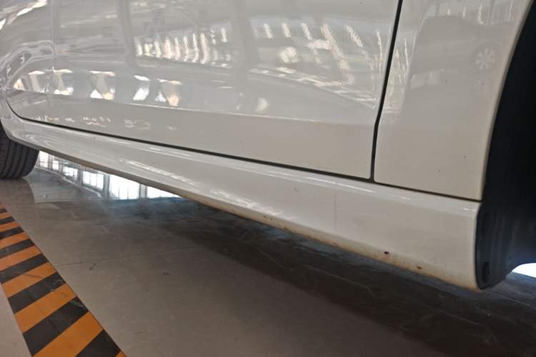 Used CHANGAN Eado 2025 PLUS 1.5L Manual Luxury Edition Right Side Sill