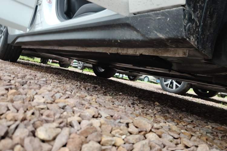 Used CHANGAN Eado 2025 Blue Whale 1.5T 500Bar Prestige Model Right Side Sill