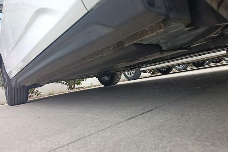 Used CHANGAN Eado 2025 Blue Whale 1.5T 500Bar Prestige Model Right Side Sill
