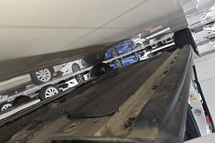 Used CHANGAN Eado 2025 Blue Whale 1.5T 500Bar Flagship Model Right Side Sill