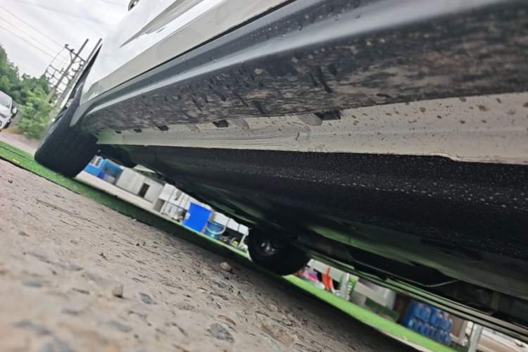 Used CHANGAN Eado 2025 Blue Whale 1.5T 500Bar Prestige Model Right Side Sill