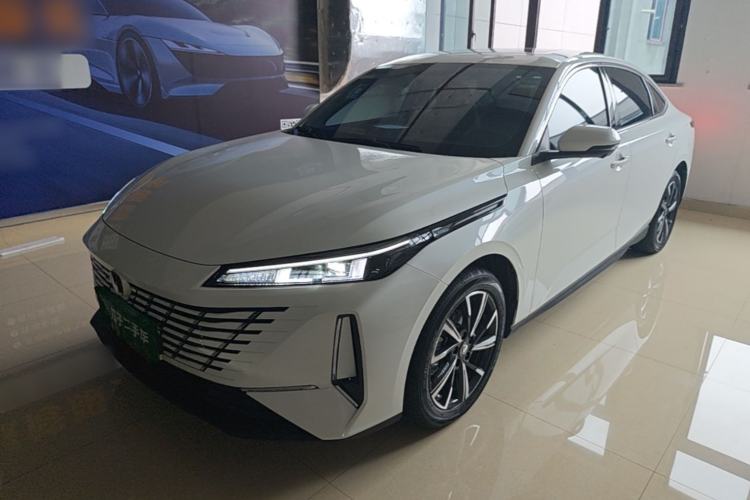 CHANGAN Eado 2025 Blue Whale 1.5T 500Bar Prestige Model