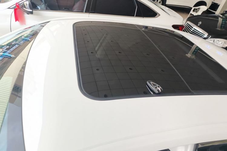 Used CHANGAN Eado 2025 Blue Whale 1.5T 500Bar Flagship Model Roof