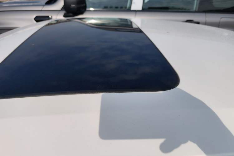 Used CHANGAN Eado 2025 Blue Whale 1.5T 500Bar Prestige Model Roof
