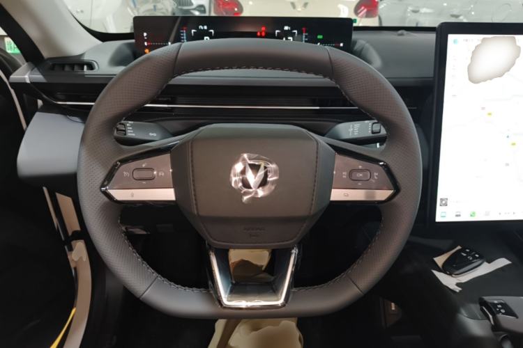 Used CHANGAN Eado 2025 Blue Whale 1.5T 500Bar Prestige Model Steering Wheel