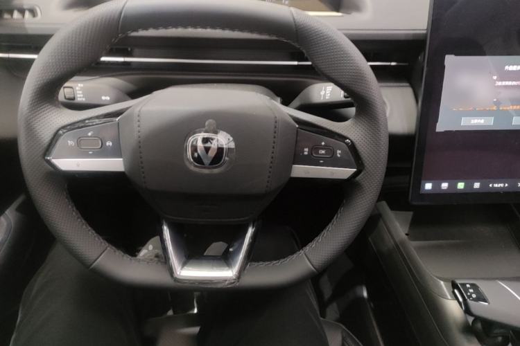 Used CHANGAN Eado 2025 Blue Whale 1.5T 500Bar Prestige Model Steering Wheel