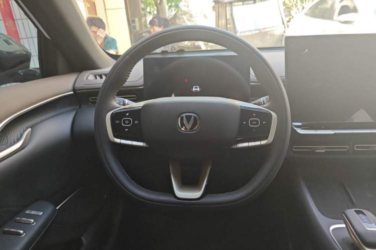 Used CHANGAN Eado 2025 Blue Whale 1.5T 500Bar Flagship Model Steering Wheel