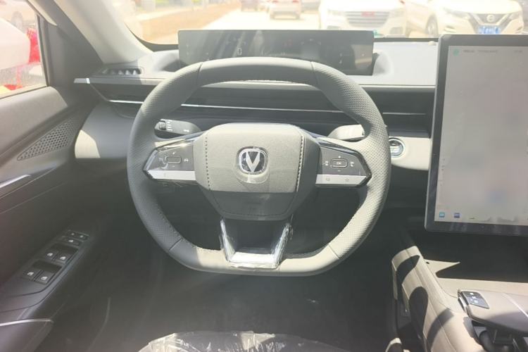 Used CHANGAN Eado 2025 Blue Whale 1.5T 500Bar Prestige Model Steering Wheel