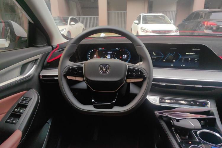 Used CHANGAN Eado 2025 PLUS 1.4T Dual-Clutch High-Energy Version Steering Wheel