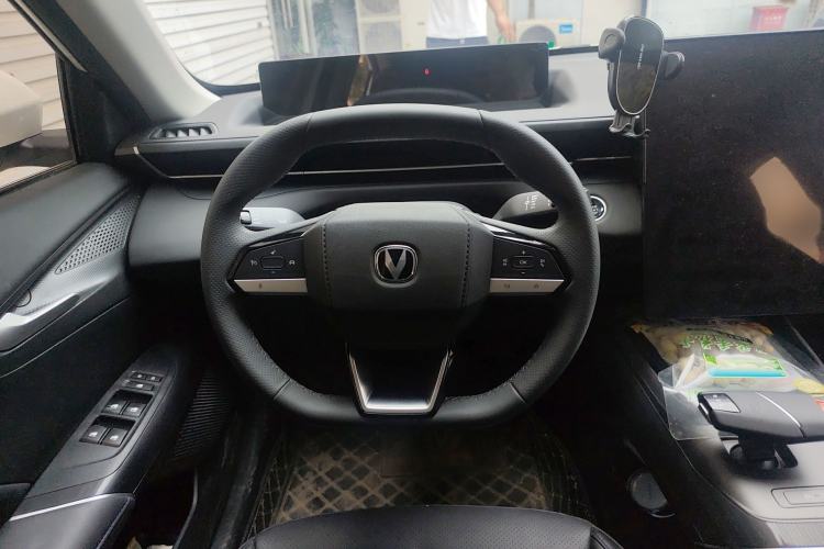 Used CHANGAN Eado 2025 Blue Whale 1.5T 500Bar Prestige Model Steering Wheel