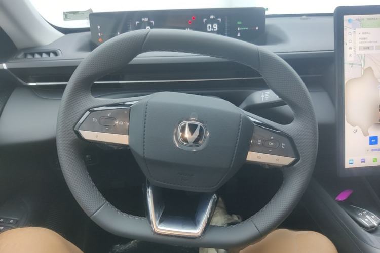Used CHANGAN Eado 2025 Blue Whale 1.5T 500Bar Prestige Model Steering Wheel