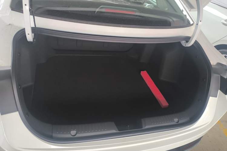 Used CHANGAN Eado 2025 Blue Whale 1.5T 500Bar Prestige Model Trunk
