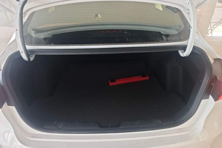 Used CHANGAN Eado 2025 PLUS 1.5L Manual Luxury Edition Trunk