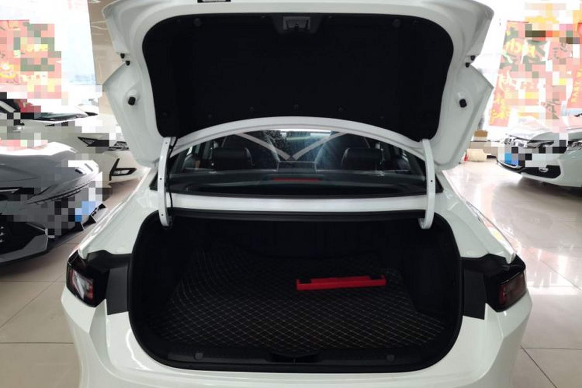 Used CHANGAN Eado 2025 Blue Whale 1.5T 500Bar Prestige Model Trunk