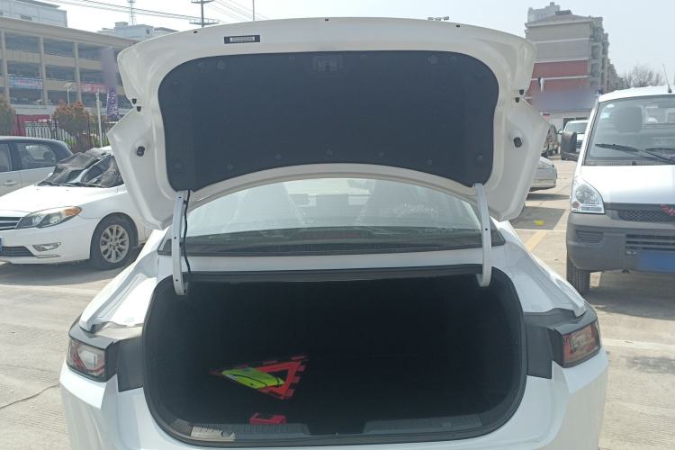 Used CHANGAN Eado 2025 Blue Whale 1.5T 500Bar Prestige Model Trunk
