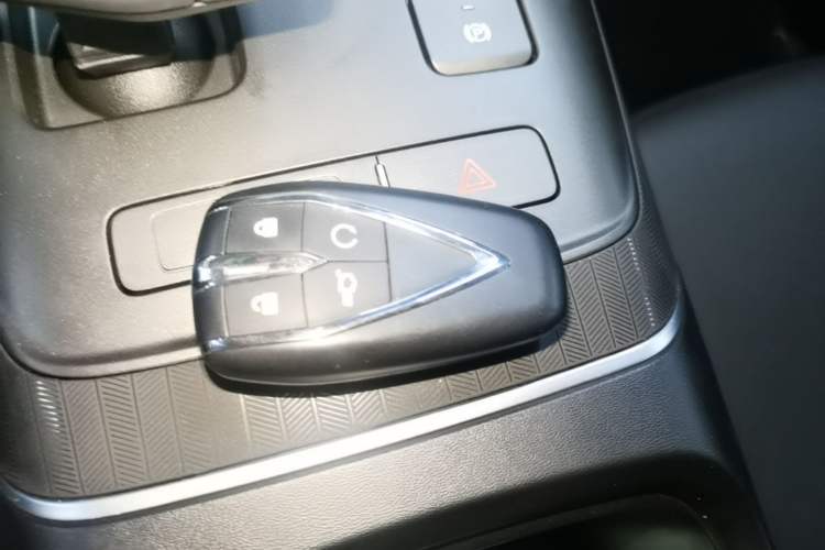 Used CHANGAN Eado 2025 Blue Whale 1.5T 500Bar Prestige Model Vehicle Key