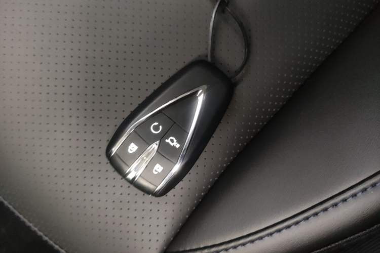 Used CHANGAN Eado 2025 Blue Whale 1.5T 500Bar Prestige Model Vehicle Key