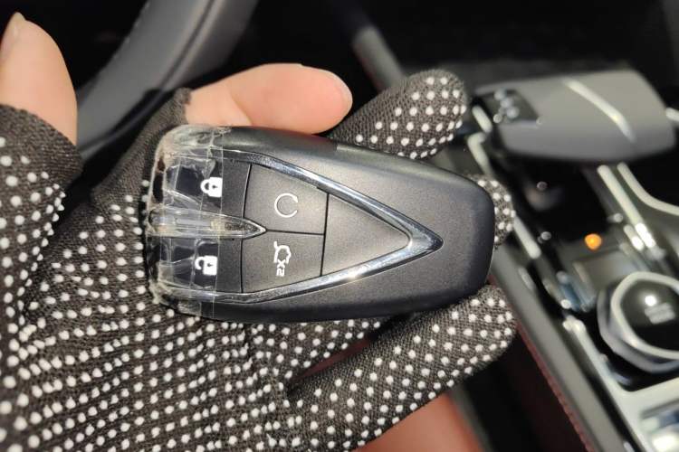 Used CHANGAN Eado 2025 PLUS 1.4T Dual-Clutch High-Energy Version Vehicle Key