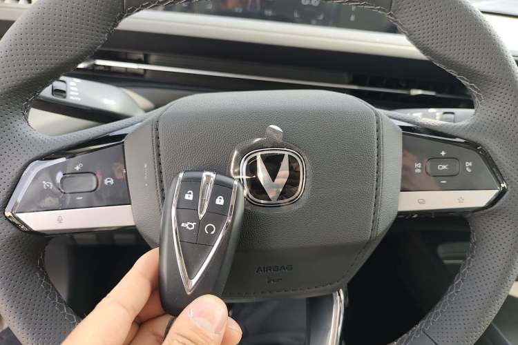Used CHANGAN Eado 2025 Blue Whale 1.5T 500Bar Prestige Model Vehicle Key