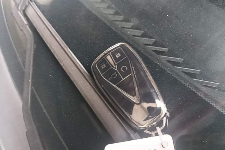 Used CHANGAN Eado 2025 Blue Whale 1.5T 500Bar Prestige Model Vehicle Key
