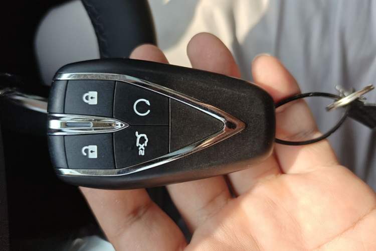 Used CHANGAN Eado 2025 Blue Whale 1.5T 500Bar Prestige Model Vehicle Key