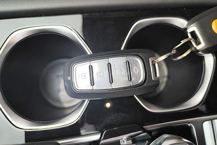 Used CHANGAN Eado 2025 PLUS 1.4T Dual-Clutch High-Energy Version Vehicle Key