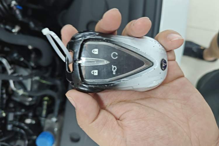 Used CHANGAN Eado 2025 Blue Whale 1.5T 500Bar Flagship Model Vehicle Key