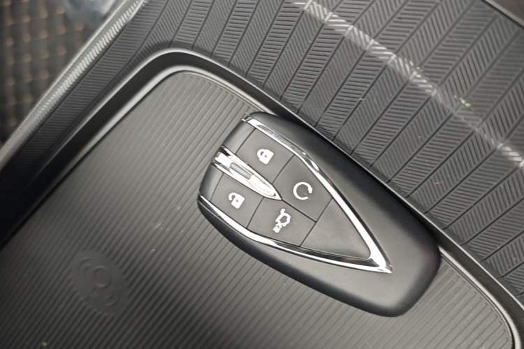 Used CHANGAN Eado 2025 Blue Whale 1.5T 500Bar Prestige Model Vehicle Key