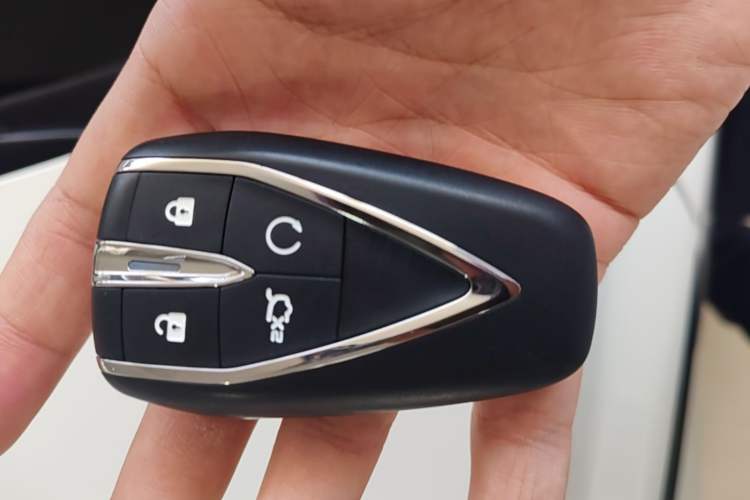 Used CHANGAN Eado 2025 Blue Whale 1.5T 500Bar Prestige Model Vehicle Key