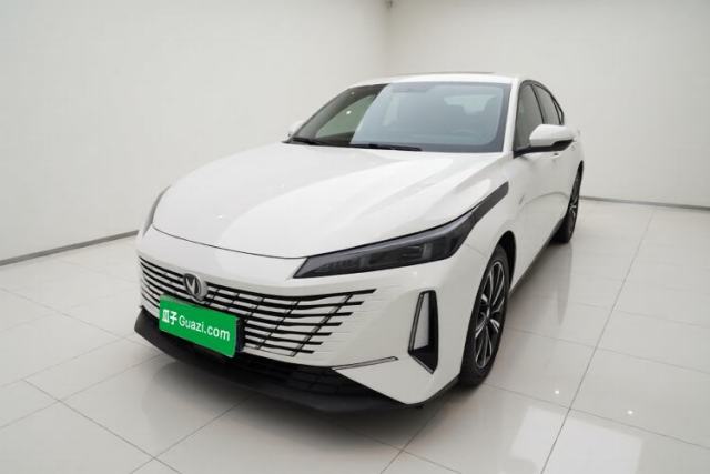 Used CHANGAN Eado 2025 Blue Whale 1.5T 500Bar Prestige Model