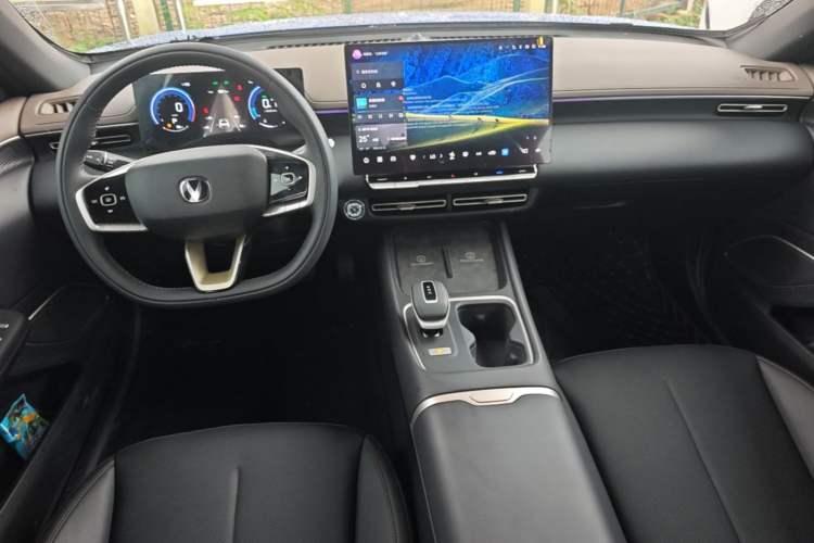 Used CHANGAN Eado 2026 Model, Fourth Generation, 1.5T 500Bar Enjoyment Edition Center Console