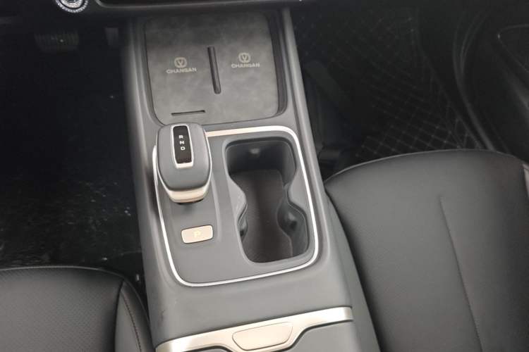 Used CHANGAN Eado 2026 Model, Fourth Generation, 1.5T 500Bar Enjoyment Edition Gear Lever