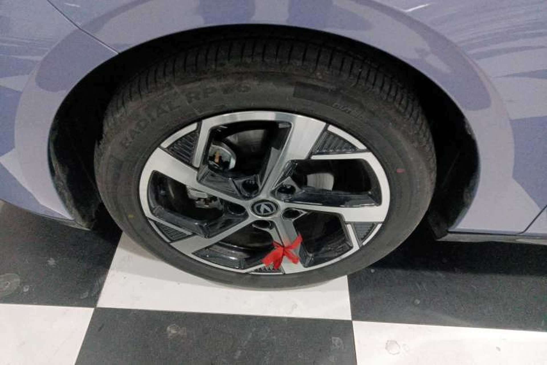 Used CHANGAN Eado 2026 Model, Fourth Generation, 1.5T 500Bar Enjoyment Edition Left Front Wheel Hub