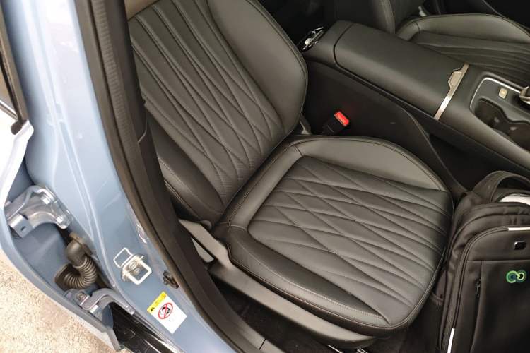 Used CHANGAN Eado 2026 Model, Fourth Generation, 1.5T 500Bar Smart Enjoyment Edition Right Front Seat