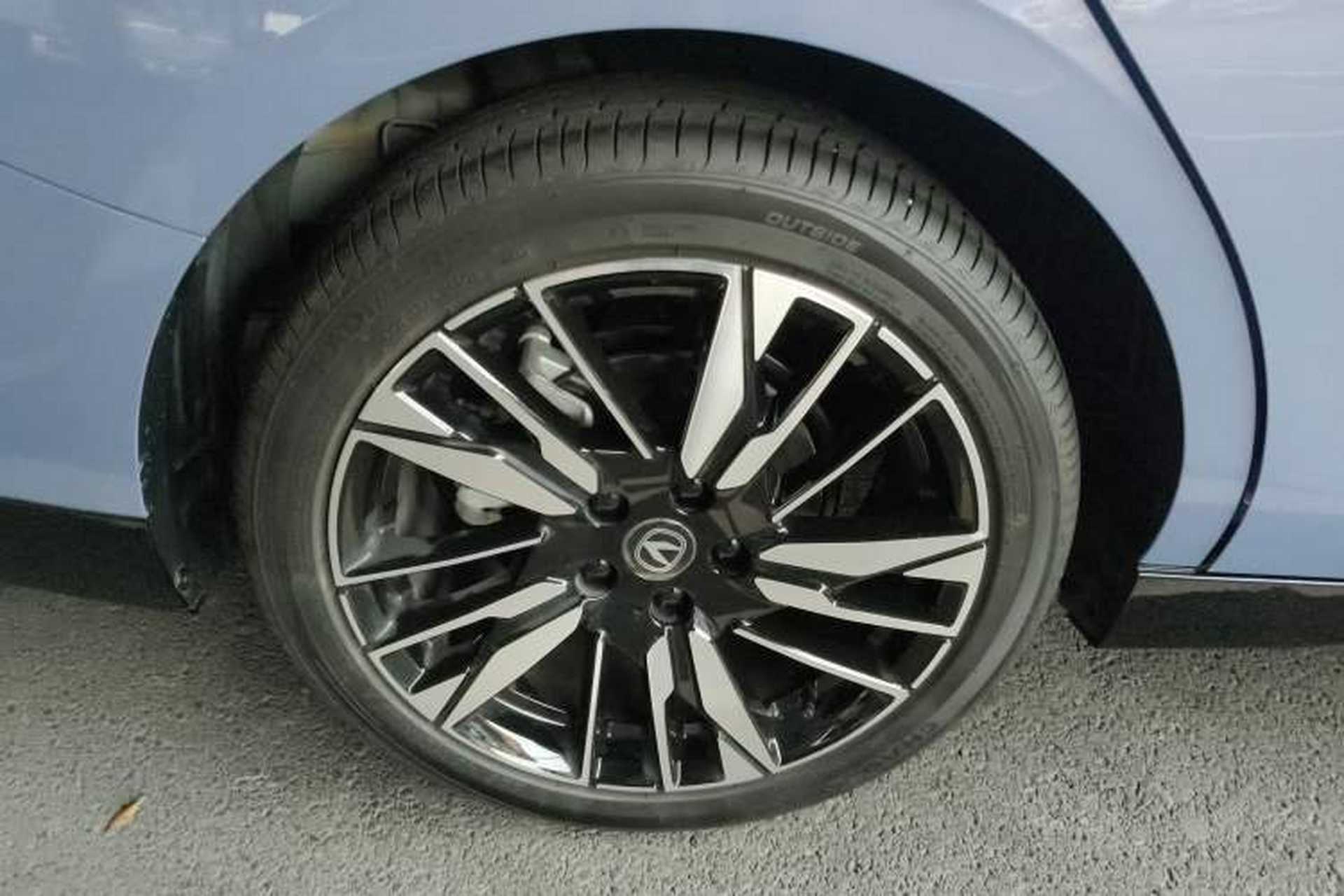 Used CHANGAN Eado 2026 Model, Fourth Generation, 1.5T 500Bar Smart Enjoyment Edition Right Rear Wheel Hub