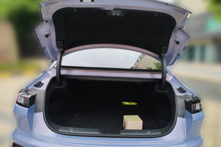 Used CHANGAN Eado 2026 Model, Fourth Generation, 1.5T 500Bar Smart Enjoyment Edition Trunk